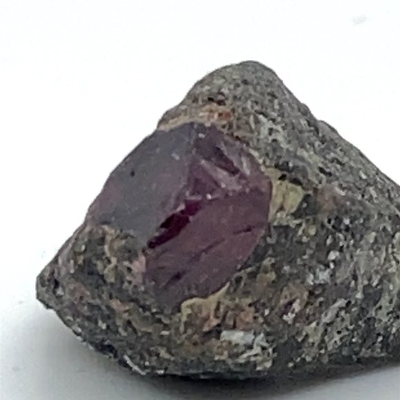Winza Sapphire Crystal 32.25ct - Picture 4 of 7